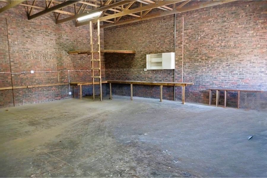 Commercial Property for Sale in Fairview Eastern Cape